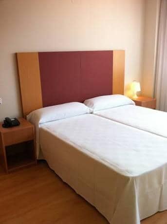 Hotel Apartamentos Tartesos — Las Rozas De Madrid — photo 4