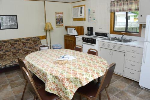 Riverside Resort - photo 60