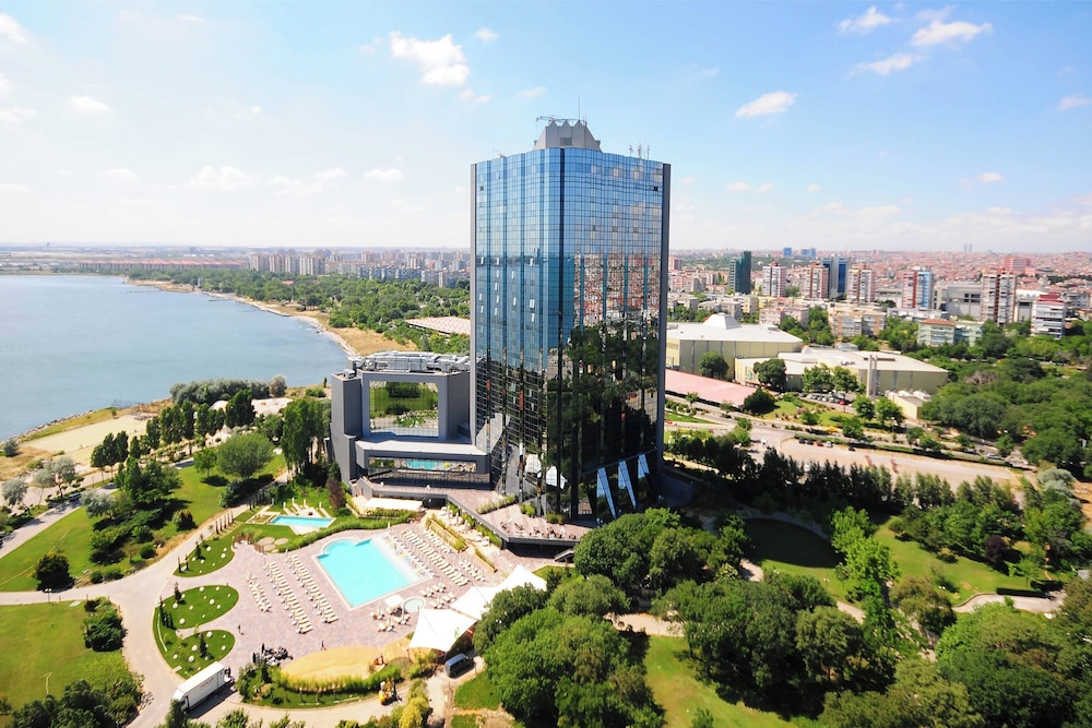 Sheraton Istanbul Atakoy Hotel