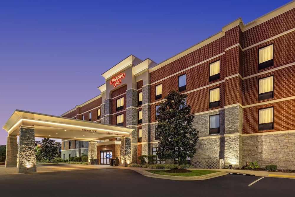 Hampton Inn Lexington Medical Center - photo 42
