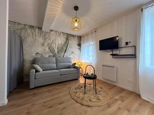 Studio En Centre Ville Wifi - carbon neutral hotel in Unknown City