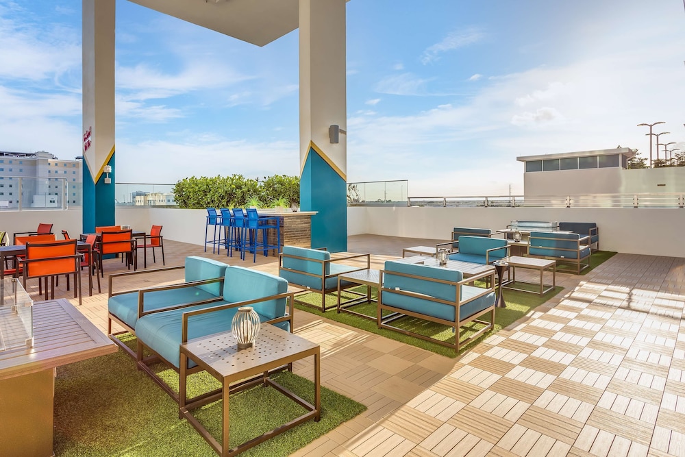 SERENA Hotel Aventura Miami Tapestry Collection by Hilton - photo 88