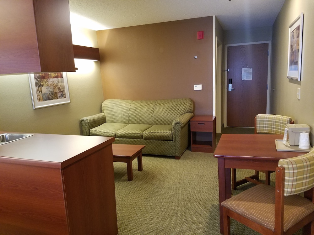 Microtel Inn & Suites by Wyndham Dover - photo 27