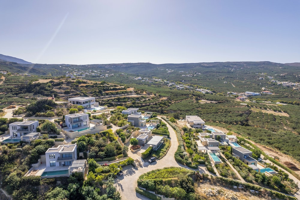 Youphoria Sea View Villas — 4-Star Luxury Hotel in Kissamos, Greece