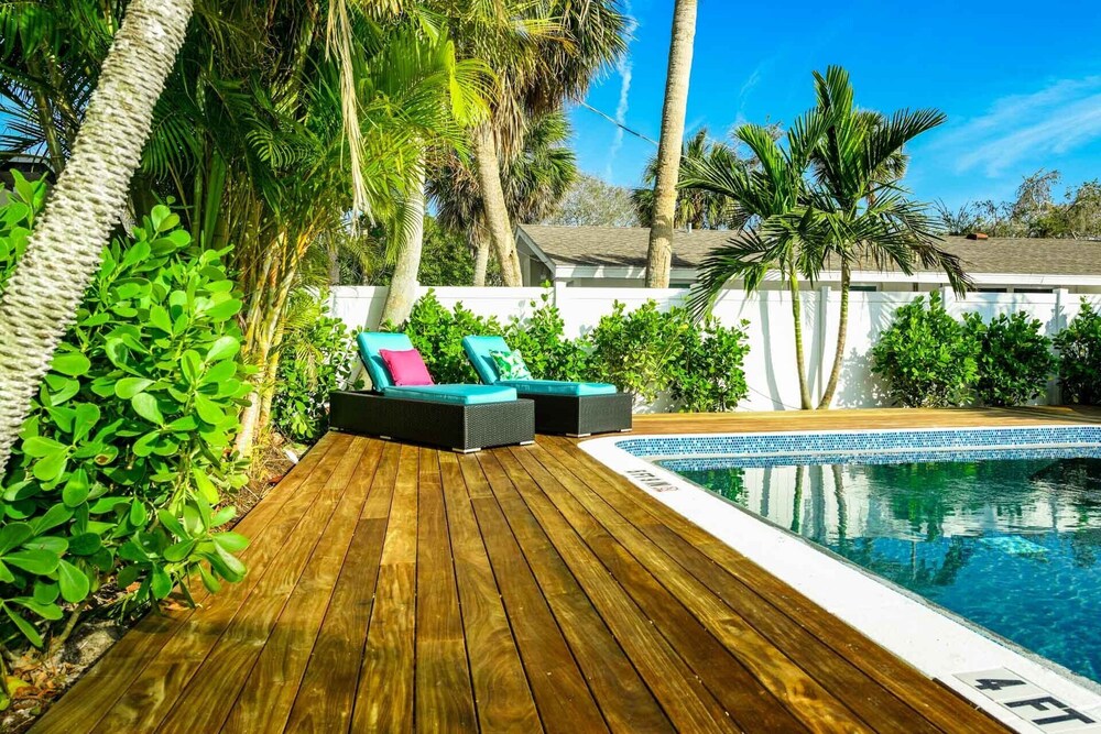 Islands West Resort Villas by AMI Locals - photo 13