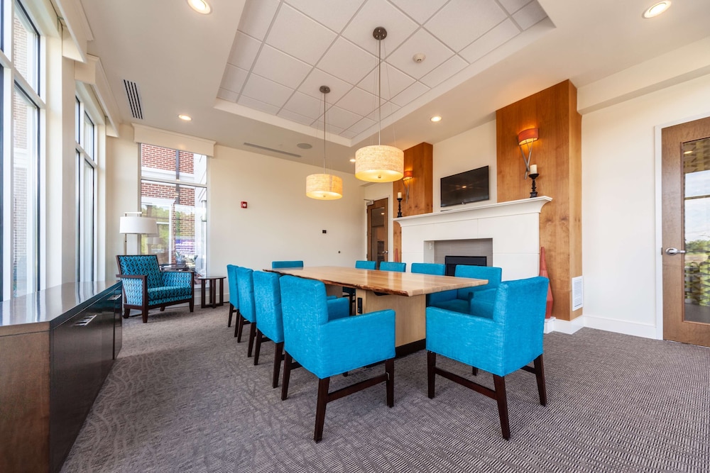 Hilton Garden Inn Martinsburg - photo 51
