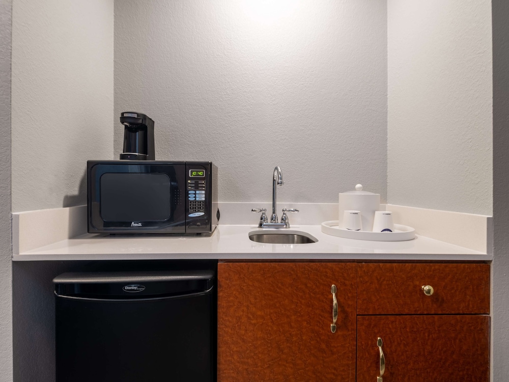 Hampton Inn Boca Raton Deerfield Beach - photo 6