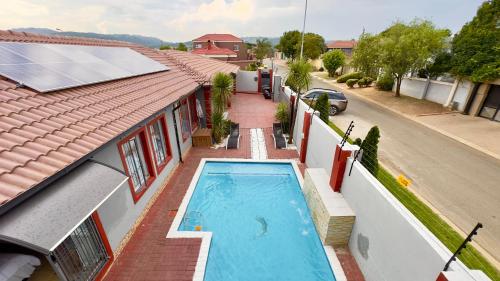 Nyasa Guest House in Johannesburg — 4-Star Luxury Hotel in Johannesburg, South Africa