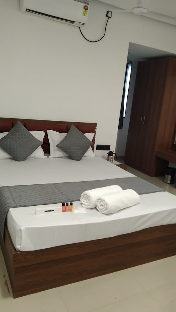 Hotel Joy Executive — Pune — photo 4