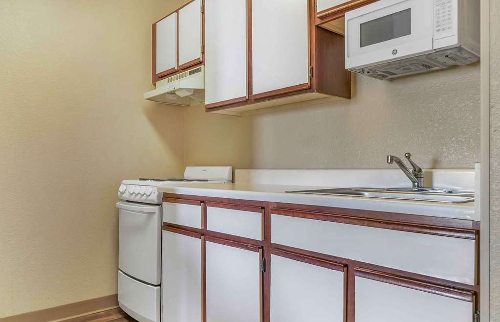 Extended Stay America Select Suites Detroit Ann Arbor Univ S - photo 7