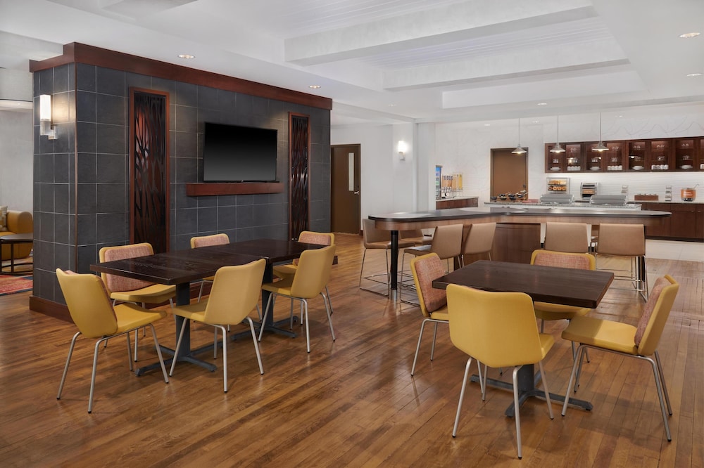 Homewood Suites by Hilton Grand Rapids Downtown - photo 59