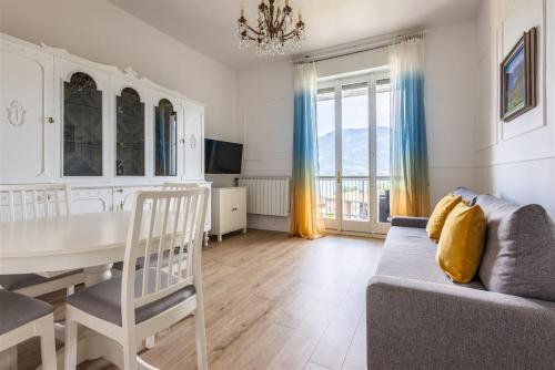 IseoLakeRental Casa Massimo — 4-Star Luxury Hotel in Lovere, Italy