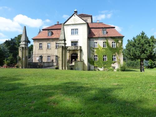 Pałac Jastrowiec — Bolkow — photo 5