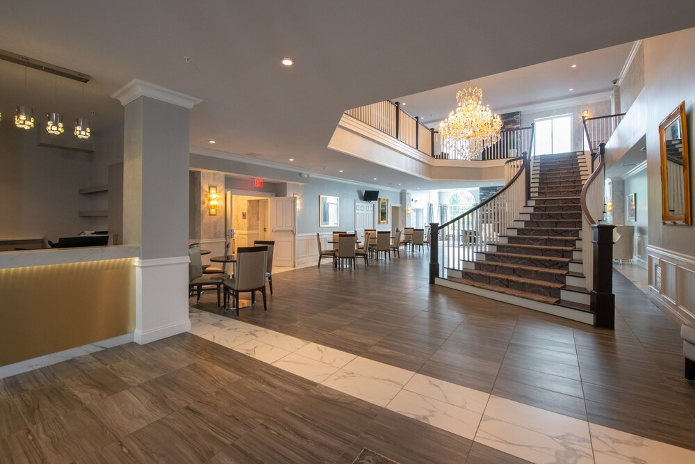 The Glen Sanders Mansion - photo 2