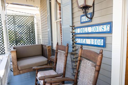 The Dollhouse 3 Bed 2 Bath Walk To Downtown — Natchez