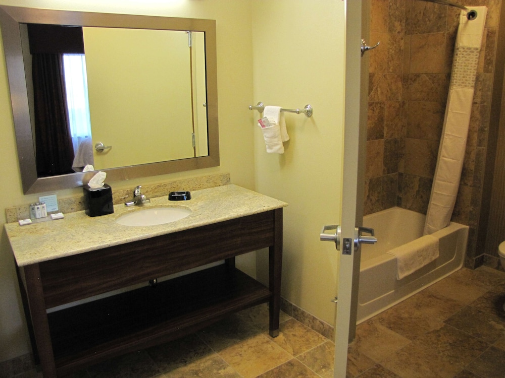 Hampton Inn & Suites Jamestown - photo 7