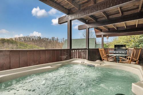 Reflections Hot Tub Pool WIFI 560 FREE tickets each paid day - photo 35
