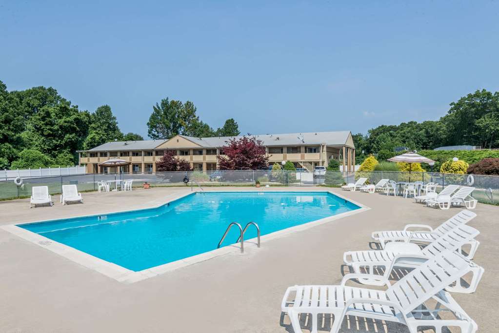 Super 8 by Wyndham Old Saybrook - photo 4