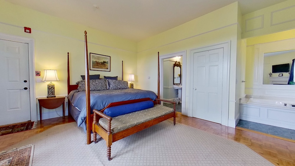 John Joseph Inn - photo 14