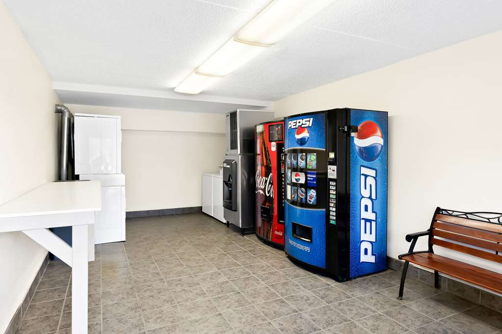 Quality Inn Middleburg Heights near Cleveland Airport - photo 26