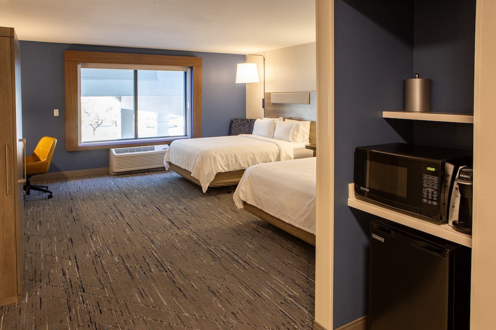 Holiday Inn Express & Suites Sioux City Southern Hills by IHG - photo 25