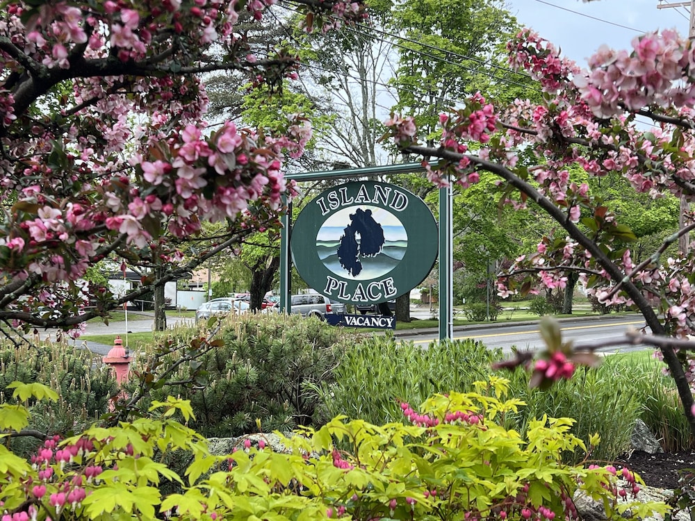 Island Place - photo 27