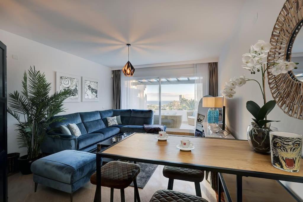 Luxurious 80m Studio Apartment Stunning Sea Views Rio Real Golf Marbella — 4-Star Luxury Hotel in Marbella, Spain