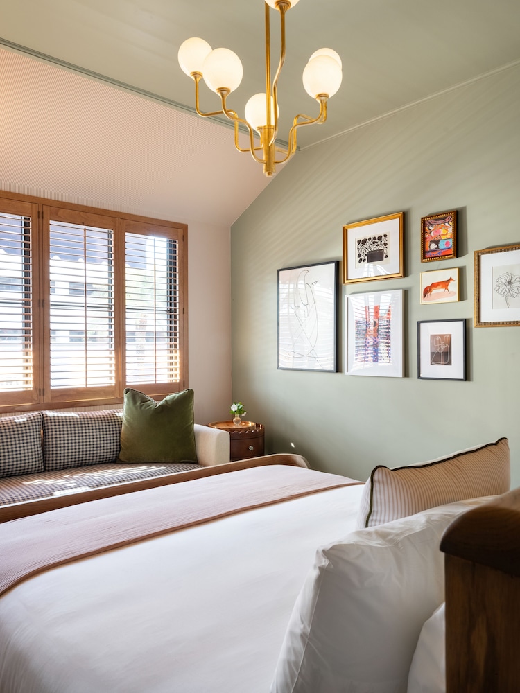 Palihouse Hyde Park Village - photo 24