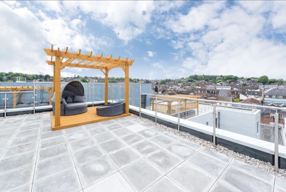 Luton Opto 2 — 4-Star Luxury Hotel in Luton, United Kingdom
