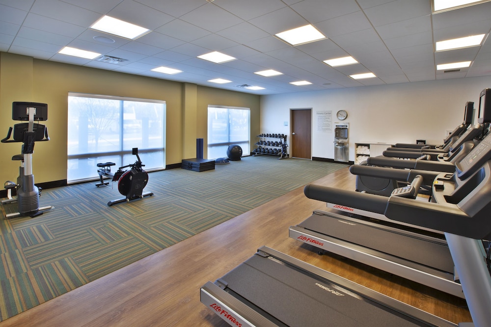 Holiday Inn Express & Suites South Hill by IHG - photo 24