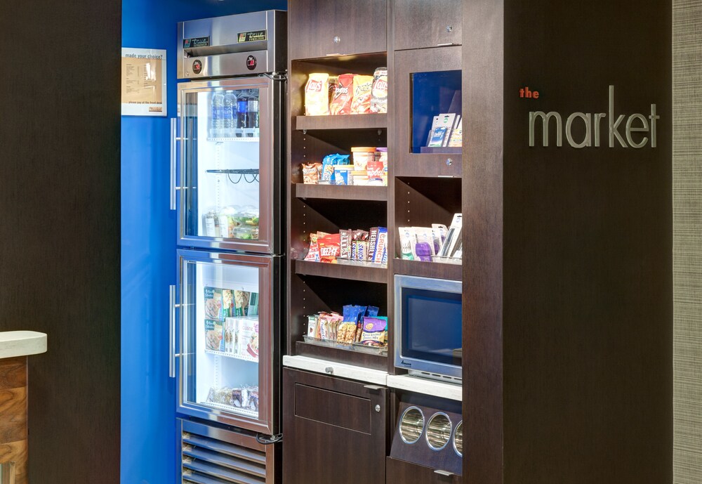Courtyard by Marriott Brownsville - photo 37