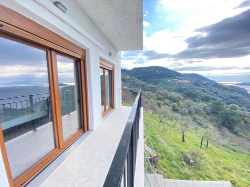 Skopelos House Nikols — 4-Star Luxury Hotel in Loutraki, Greece
