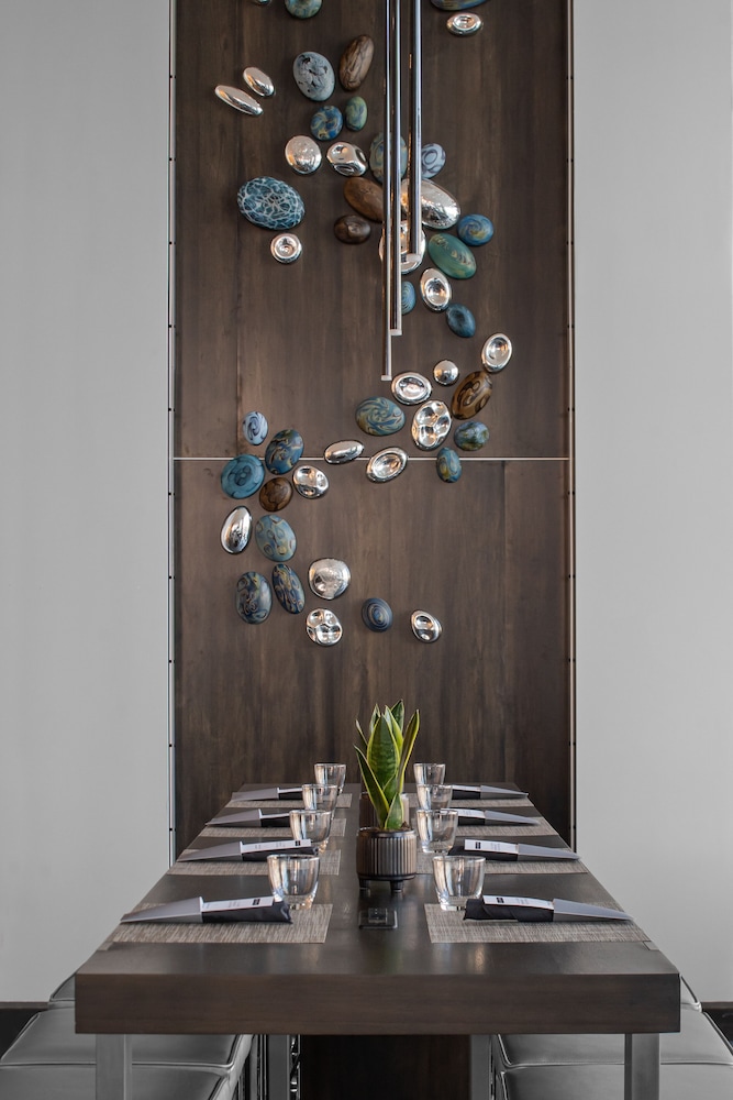 AC Hotel Charlotte Ballantyne - photo 36