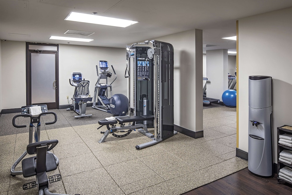 Hilton Sacramento Arden West - photo 14