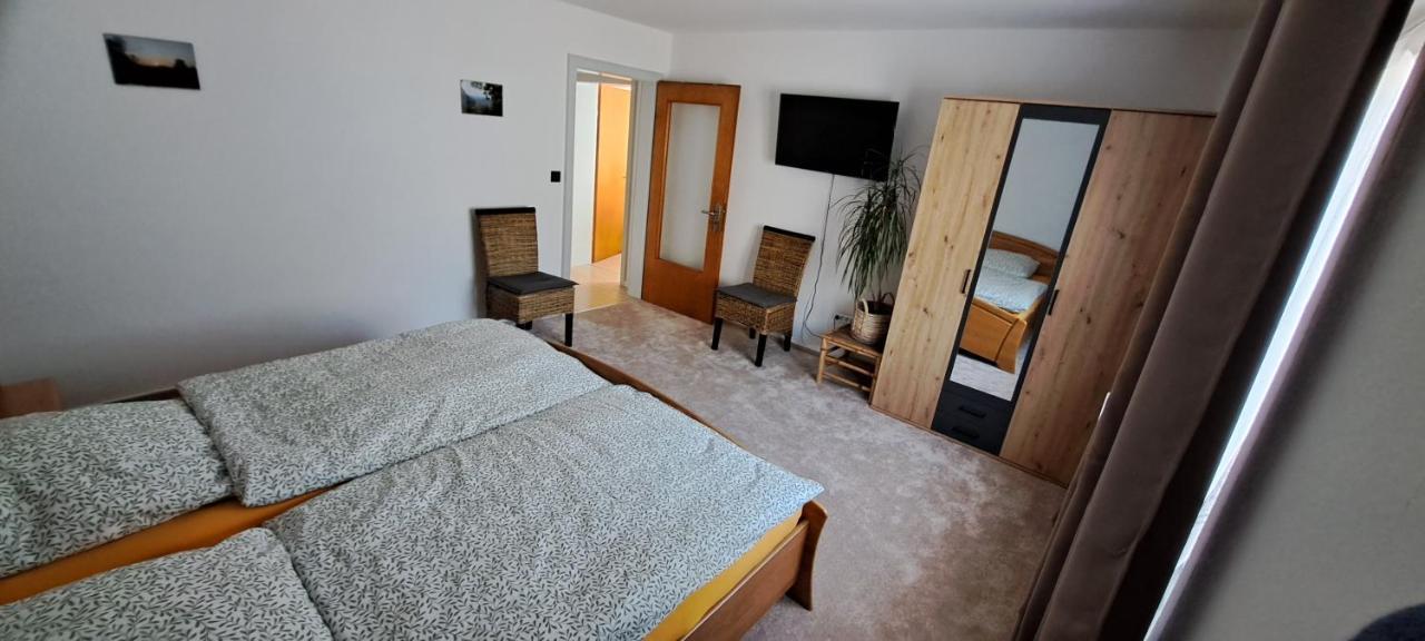 Ferienwohnung Ilona — Erfweiler — photo 5