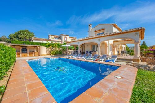 Villa Almendros Plusholidays — 5-Star Luxury Hotel in Calp, Spain