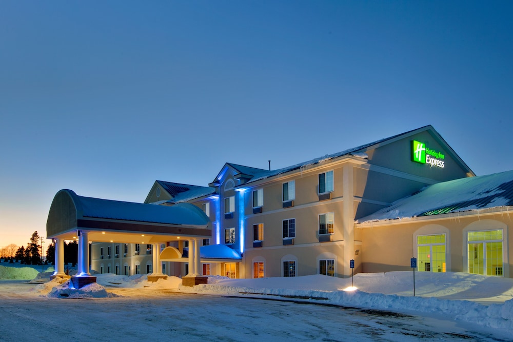 Holiday Inn Express Hotel & Suites Cadillac by IHG - photo 30