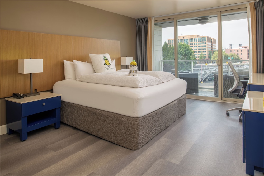 Staypineapple Hotel Rose Downtown Portland - photo 21