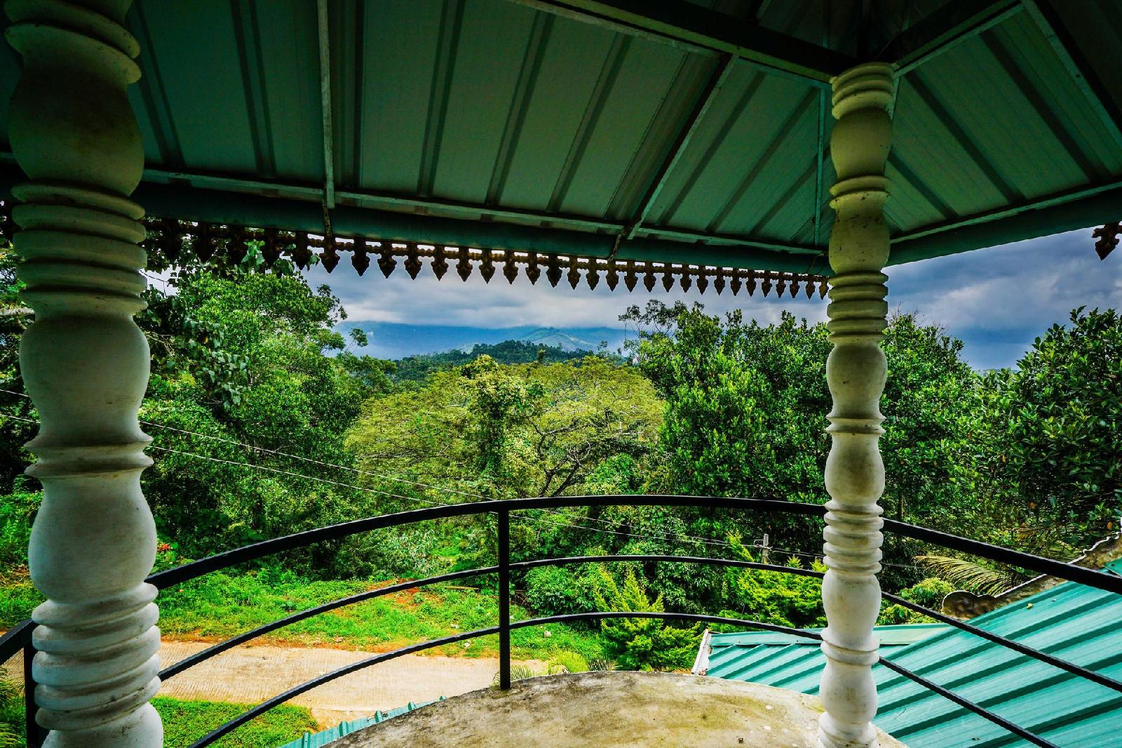 OYO 10029 Hotel Munnar Breeze - last minute hotel in Munnar