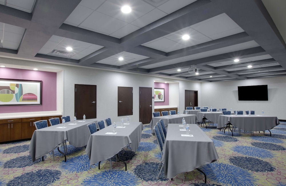 Hampton Inn & Suites Tyler South - photo 21