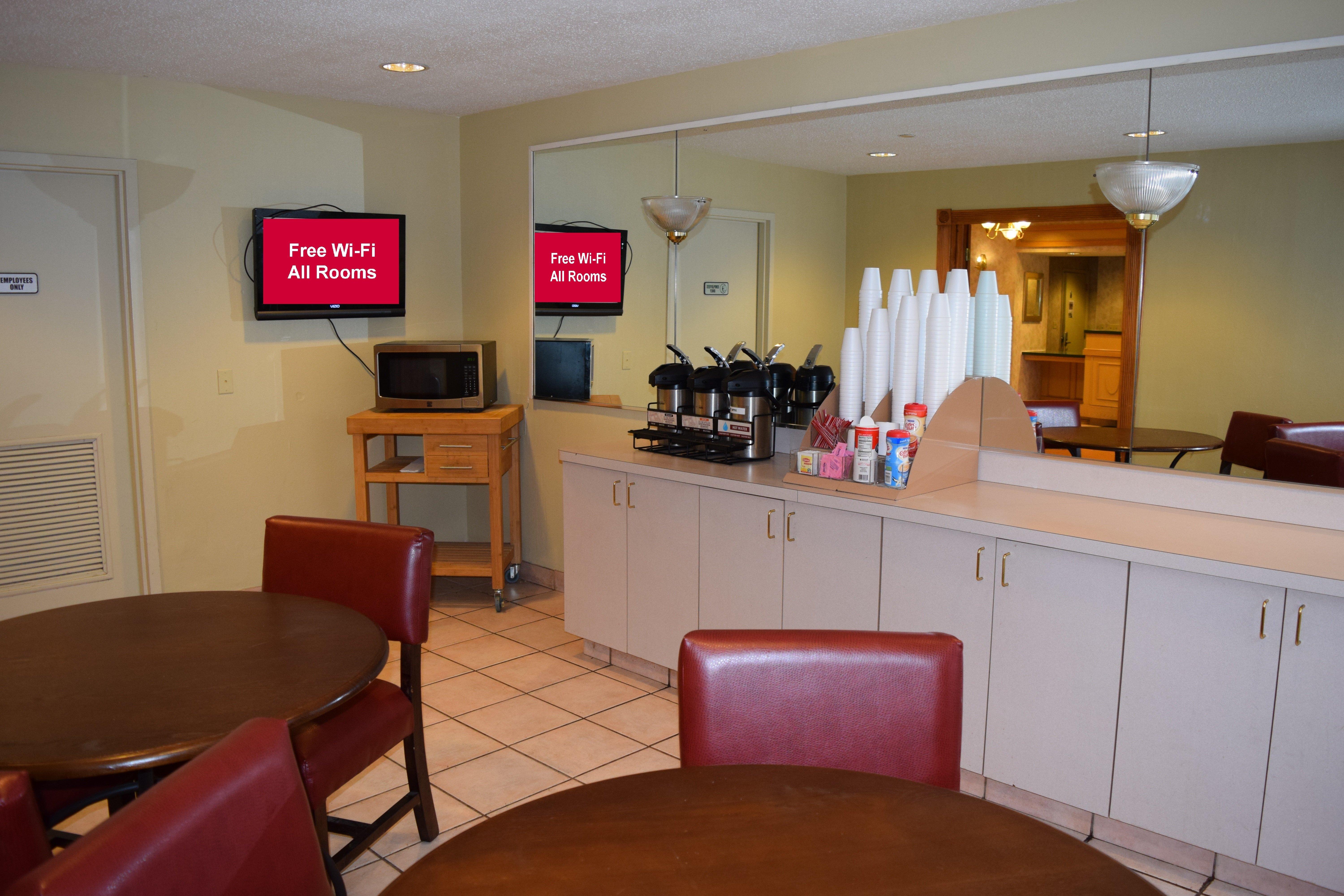 Red Roof Inn Boardman - photo 21