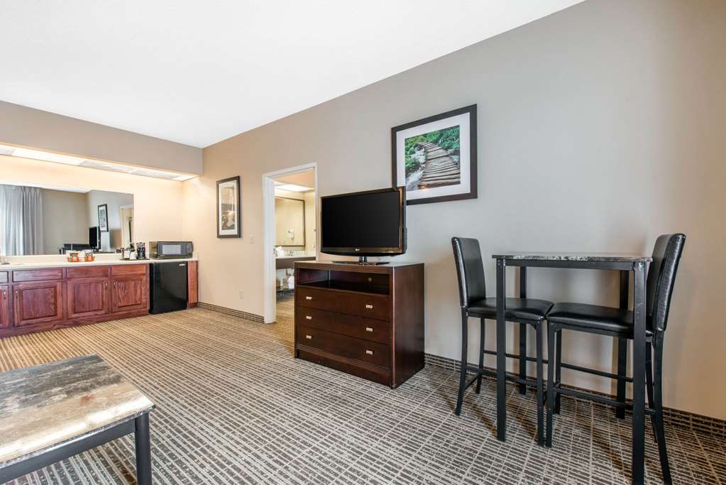 Quality Inn Palm Bay Melbourne I 95 - photo 18