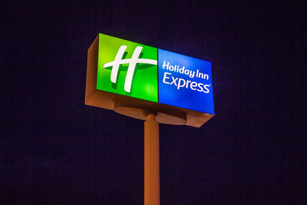 Holiday Inn Express Nogales - photo 42