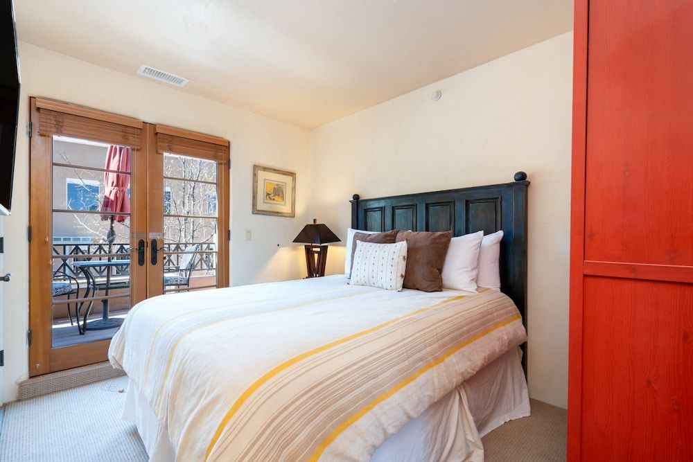 El Corazon by Kokopelli Property Management - photo 17