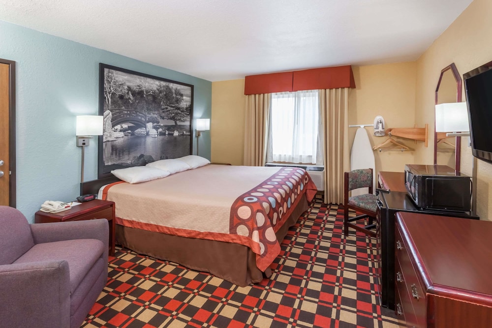 Econo Lodge Chillicothe - photo 14