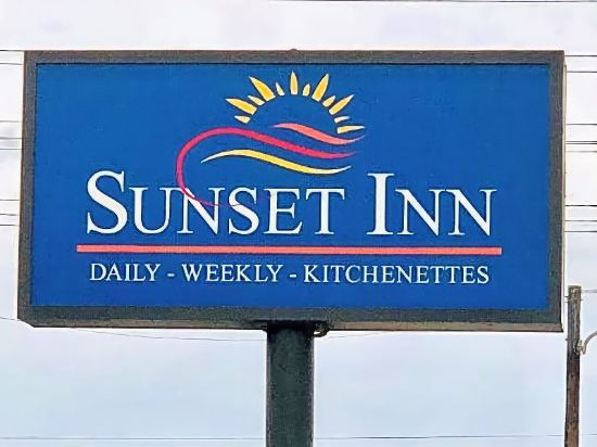 Sunset Inn Longview - photo 18