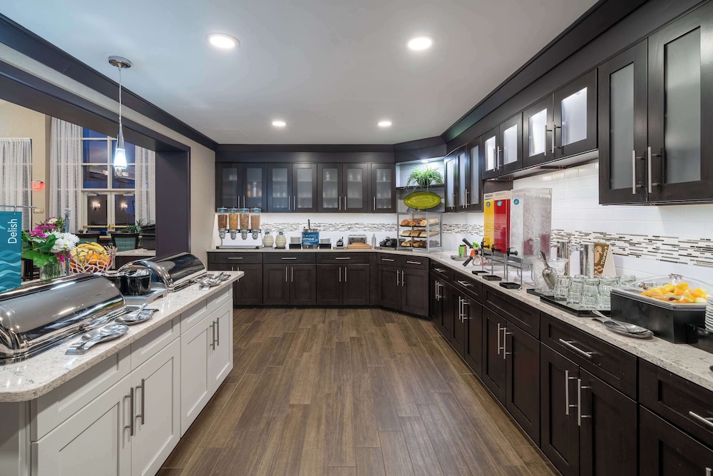 Homewood Suites by Hilton Philadelphia Valley Forge - photo 37