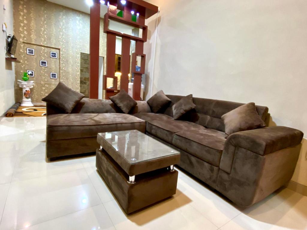 DMoon Villa — 4-Star Luxury Hotel in Yogyakarta, Indonesia