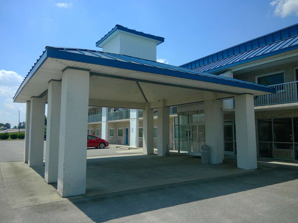 Americas Best Value Inn Kinston - photo 4