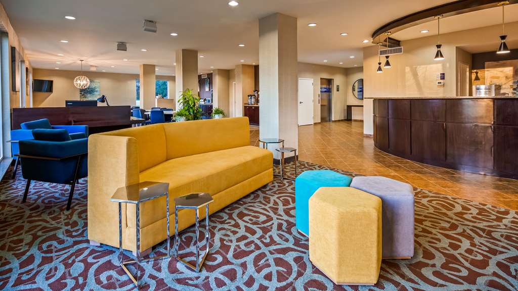 Best Western Dothan Inn & Suites - photo 3